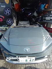  2 قطع تويوتا بريوس 2023-2025  مياكنيك بودي محركات ممشى قليل جميع القطع ياباني اصلي بحالة ممتازه