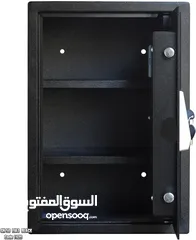  1 قاصات مكاتب نقود افضل خزانات حجم كبير ارتفاع نص متر وزن 20 كيلو ارتفاع 50سم  عرض 38 سم عمق 35 سم .