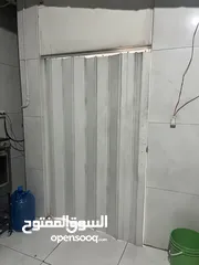  27 معدات مطعم كاملة بحالة ممتازة وبسعر مناسب