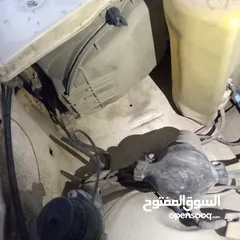  13 مرسيدسe200 للبيع (رقم الهاتف داخل الاعلان)
