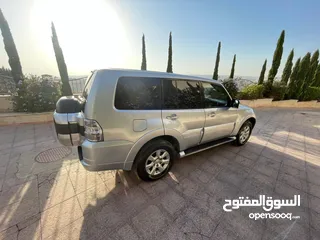  7 باجيرو 7 مقاعد للإيجار شهري فقط