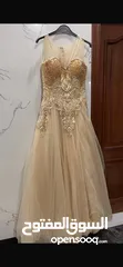 1 فستان خطبة للبيع بسعر رمزي