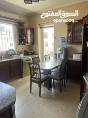  8 شقة طابق ثاني للبيع غير مفروش/مساحة176 متر مربع/منطقة الجبيهة/ 3 غرف/ صالون/معيشة/3 حمام/ مطبخ/بلكون