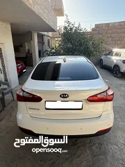  22 كياK3 سيراتو فتحة سقف  2014 بنزين ماتور 1600 نخب
