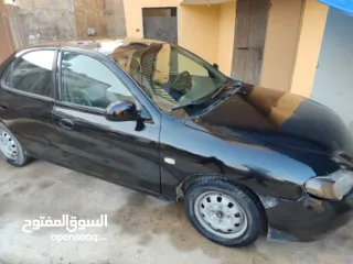  1 سيارة هيونداى النترا موديل 99 اوتومات ماطور 1.6 بنزين اوتومات