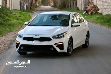  8 KIA FORTE 2020