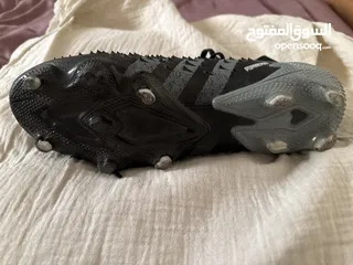  4 بوط اديداس بريداتور اصابعsize 41