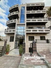  2 شقة شبه أرضية خلفية مع ترس ومدخل مستقل وكراج خاص للبيع في طبربور أبو عليا