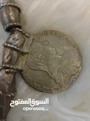  3 فضة قديمه للبيع يوصل عمرها الى 140 سنه