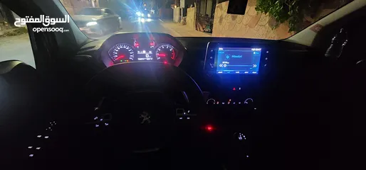  6 بيجو ريفتر  اوتوماتيك  مش  جيرعادي  جير موص  4 شبابيك كهرباء مش 2  ضواو زنن مش عادي