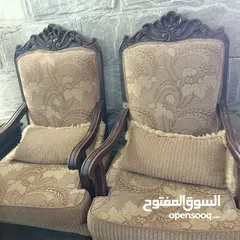  3 طقم كنب مع طربيزات