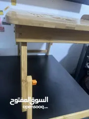  7 طاولة او ستاند لابتوب