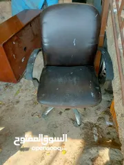  3 اثاث شركة ومنزل للبيع للبيع او بدل