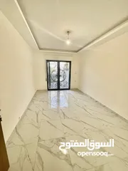  4 لقطه سوبر اقساط بدفعه  و 300 شهري طابق ارضي  300 متر بسعر لقطه بأجمل مناطق طبربور