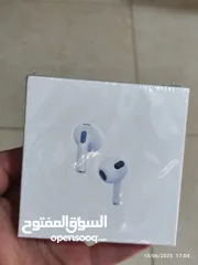  2 AiPods Generation 3
