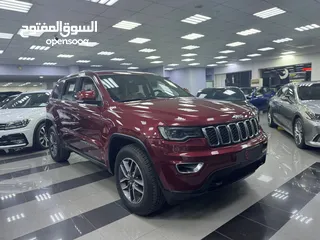  3 Jeep Grand Cherokee Laredo