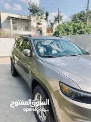  1 جيب شيروكي بزون 2019 6v 3.2L