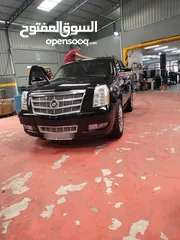  12 كاديلاك اسكاليد بلاتينيوم للبيع