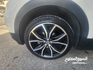  7 V.W T-Cross سيارة مميزة جدا