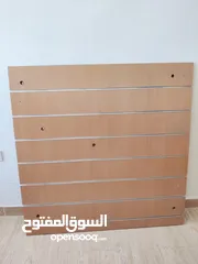  2 طاولة و ألواح جدارية للتعليق