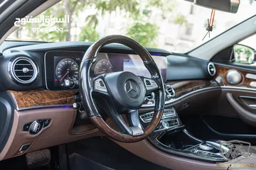  22 Mercedes E200 Amg kit 2017 Gasoline
