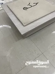  1 طاولة بت ورق بلوت