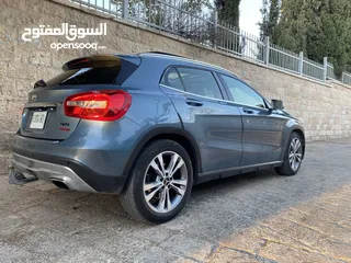  7 Mercedes-Benz Gla 250 4matic
