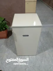  8 ثلاجة صغيرة للبيع