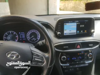  3 Hyundai santa fe  2019 4×4 Diesel 2000 Cc