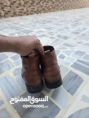  4 جيزمة عظيمة فاخرة ومحافظة للقدم تماما