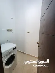  3 شقة فارغة للبيع بين الدوار الرابع و الخامس - ref: 14595
