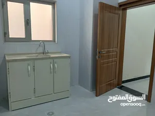  18 شقة حديثة مكتبية للإيجار في حي عمان