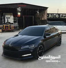  14 سوبيرب سبورت لاين 4X4.