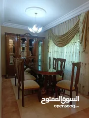  7 غرفه سفره دمياطي مصرية مع فضيه وبوفيه للبيع بحاله الوكاله للبيع المستعجل بداعي نقل البيت