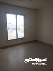  1 شقه اخير مع روف للبيع في عبدون - ref:14681