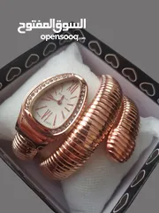  2 بتفاصيلها الدقيقه وبريقها الذي يخطف الانظار هي تكثر من قطعه اكسسوار انها انعكاس لذوقك ودقتك وانضباطك