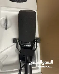  1 Sure microphone SM7B