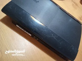  3 للبيع ps3 سوبر سليم مستعمل مع يد أصلية و شاحن لليد اصلي