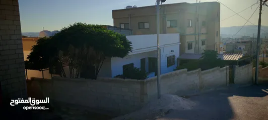  1 منزل مستقل للبيع