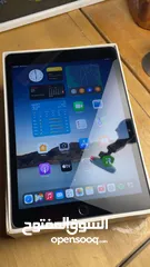  1 ايباد جيل سابع بحاله ممتازه