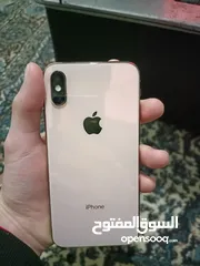  1 آيفون XSMax