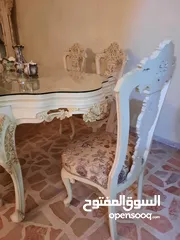  13 طاولة سفرة وفضية مصري حفر من الطراز الرفيع .   كراسي خشب زان عدد 8   للإستفسار