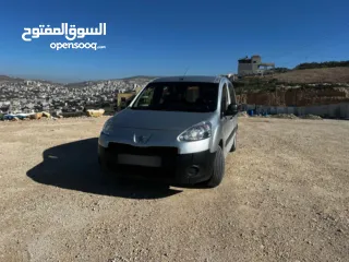  6 بيجو بارتنر 2015