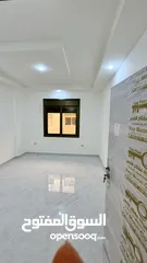  4 شقق جديده من المالك/ مجمع عمان مقابل الكارفور