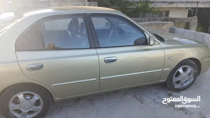  4 هونداي فيرنا 2001 للبيع