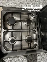  1 فرن غاز شبه جديد للبيع سرعة البيع cooker