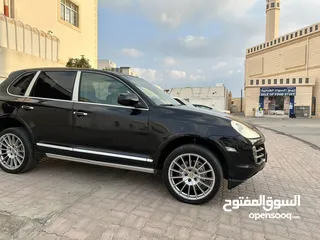  8 Porsche Cayenne 2009 4.8 L V8