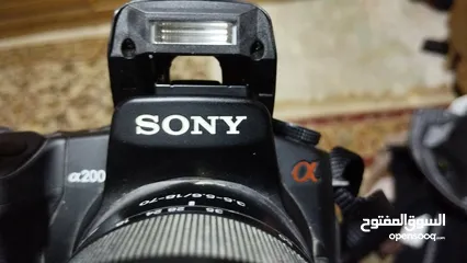  1 كاميرا سونى  DSLR-A200