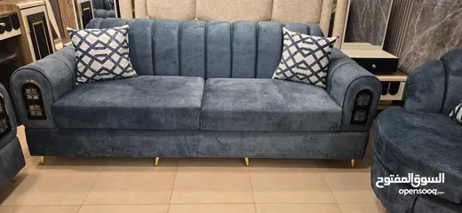  11 طقم كنب مودرن موديل حديث جداً فاخر بتصميم انيق تفصيل خشب قراط واسفنج دتنلوب وقماش الجكار
