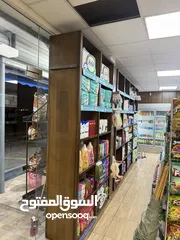  5 رفوف سوبر ماركت مستعملة بحالة ممتازة